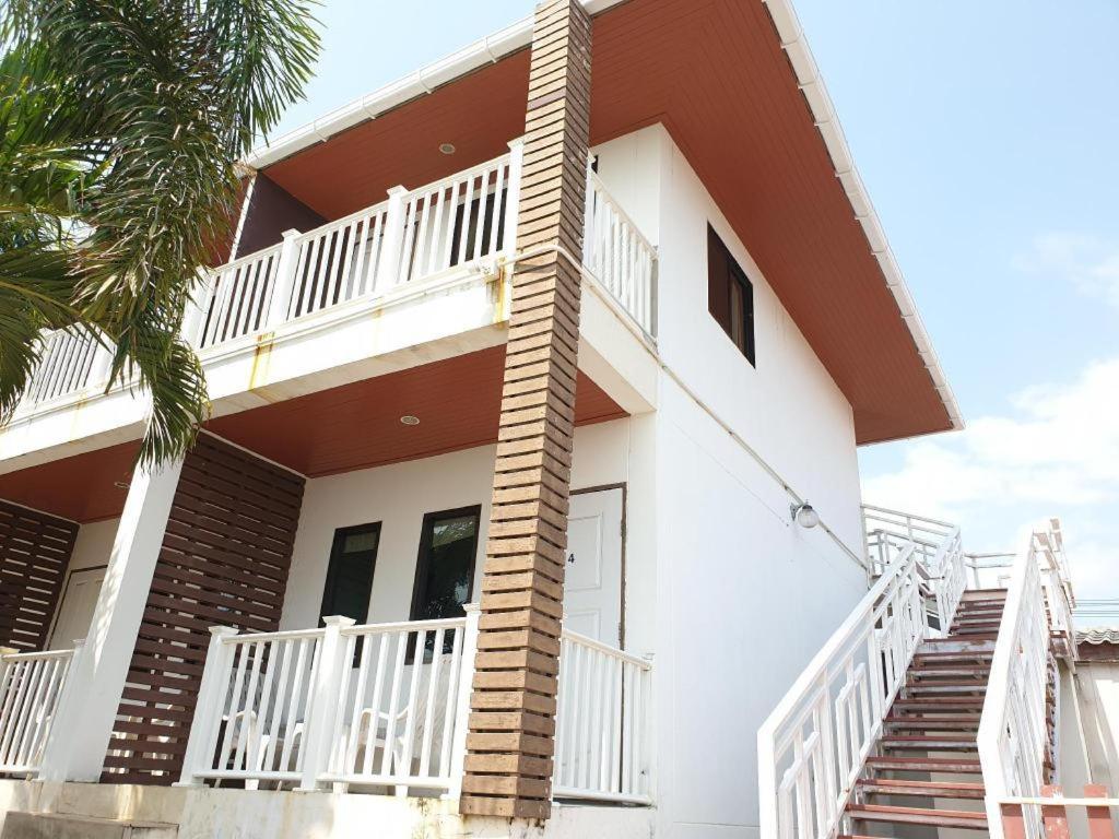 Sea Beach Koh Larn 2 Hotel Екстериор снимка