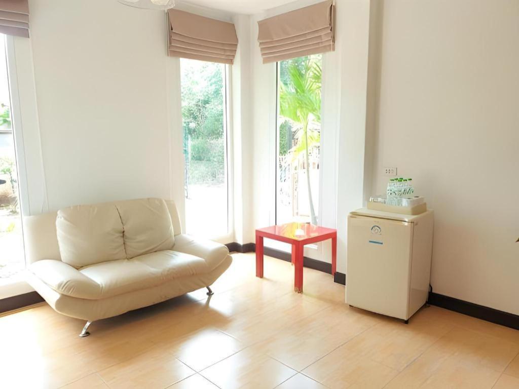 Sea Beach Koh Larn 2 Hotel Екстериор снимка