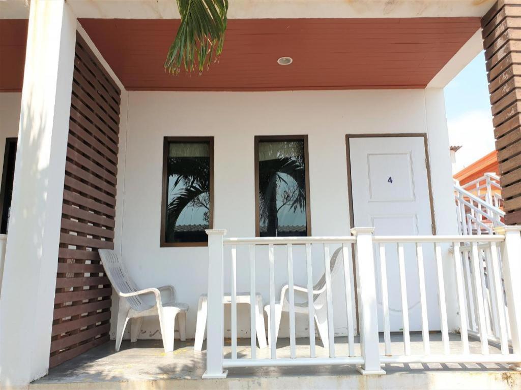 Sea Beach Koh Larn 2 Hotel Екстериор снимка